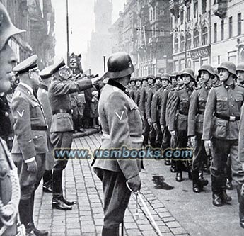 Hitler salute; Hitlergruss