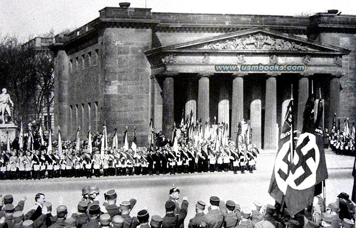 Hitler, Hindenburg, Berlin Neue Wache, swastika flag