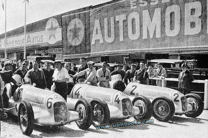 Mercedes-Benz race cars 1935